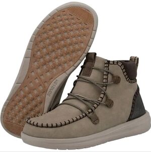 Hey Dude Eloise Recycled Leather Oak Ankle Shoes Sz 9 EUC